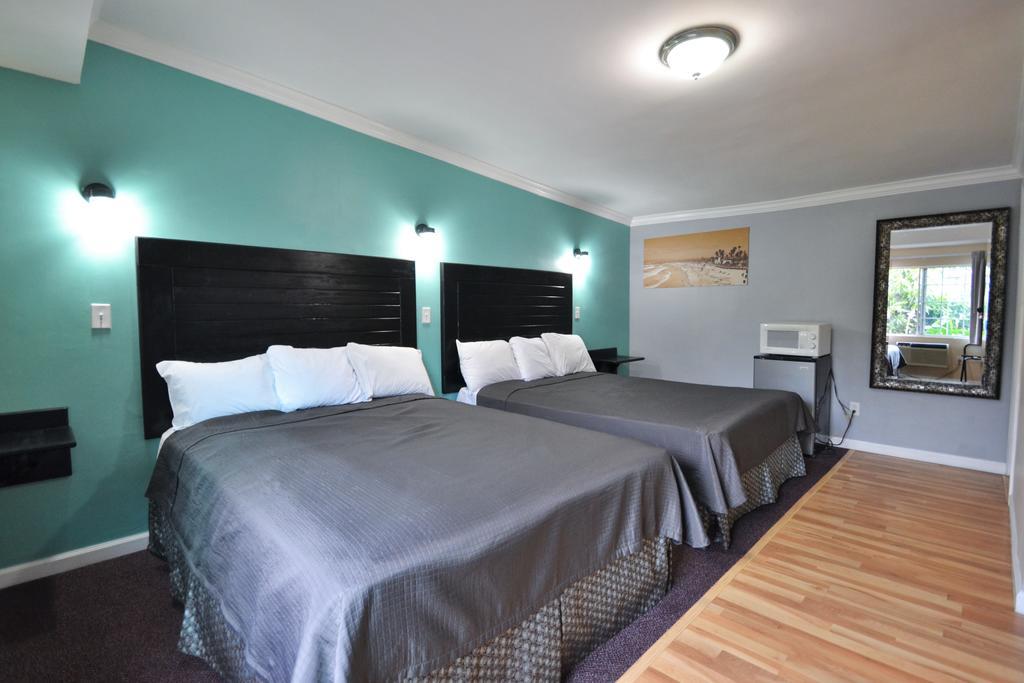 Lodge At 32Nd San Diego Room photo